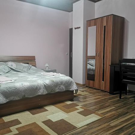 Casa Suzy & Roxy Apartment Arpasu de Jos ภายนอก รูปภาพ