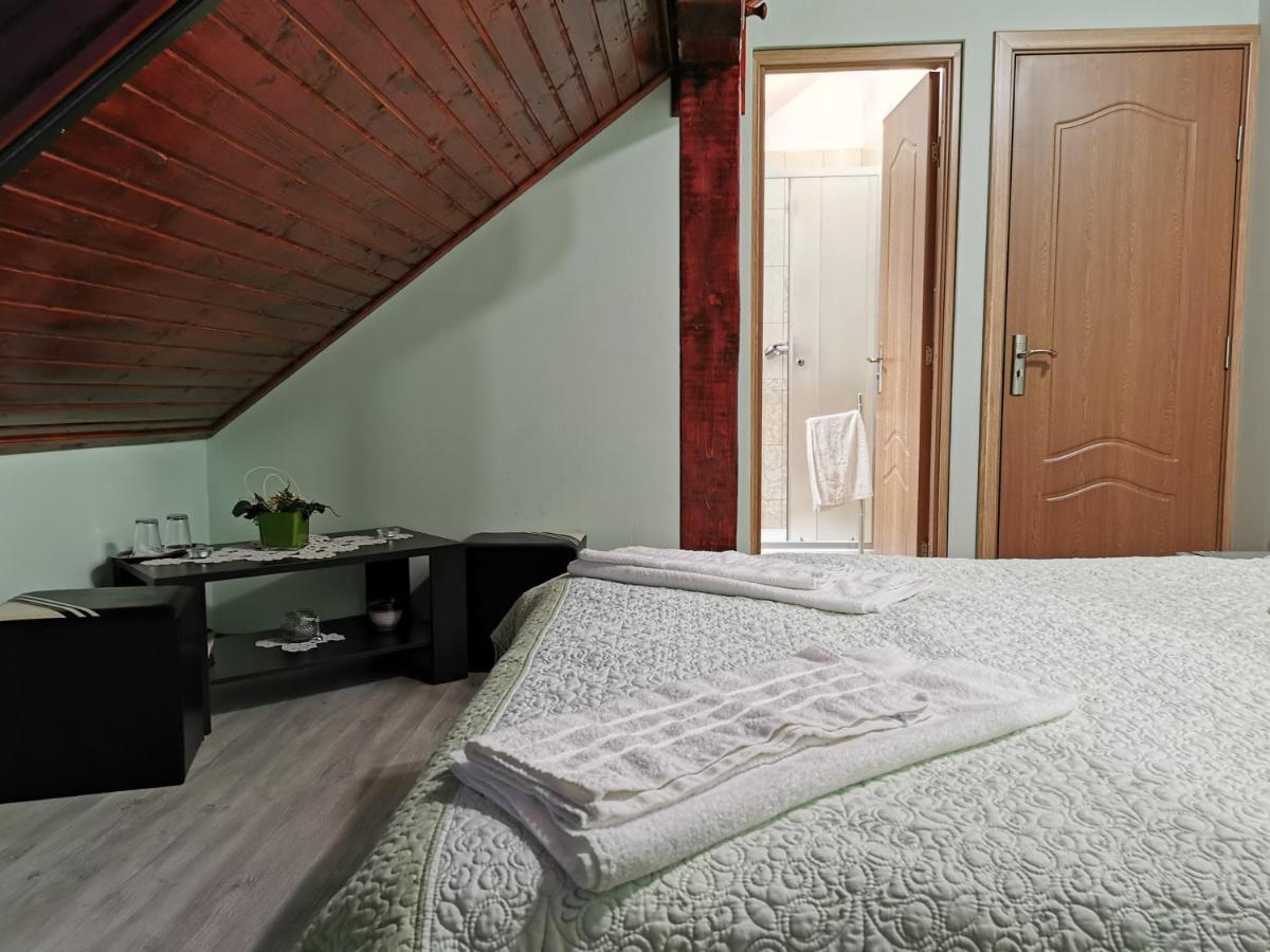 Casa Suzy & Roxy Apartment Arpasu de Jos ภายนอก รูปภาพ