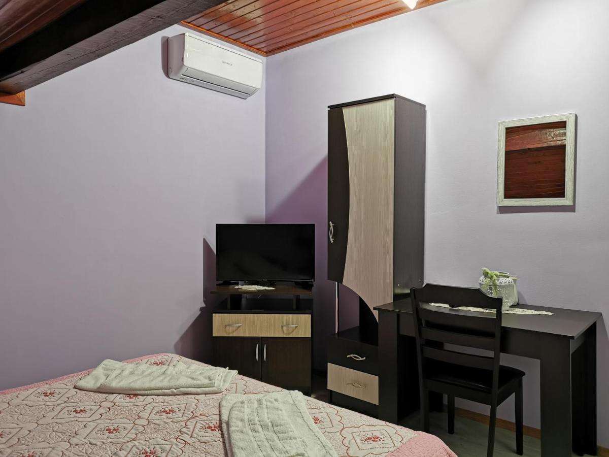 Casa Suzy & Roxy Apartment Arpasu de Jos ภายนอก รูปภาพ